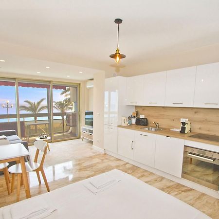 Promenade Holiday - Cosy Sea Front Studio نيس المظهر الخارجي الصورة