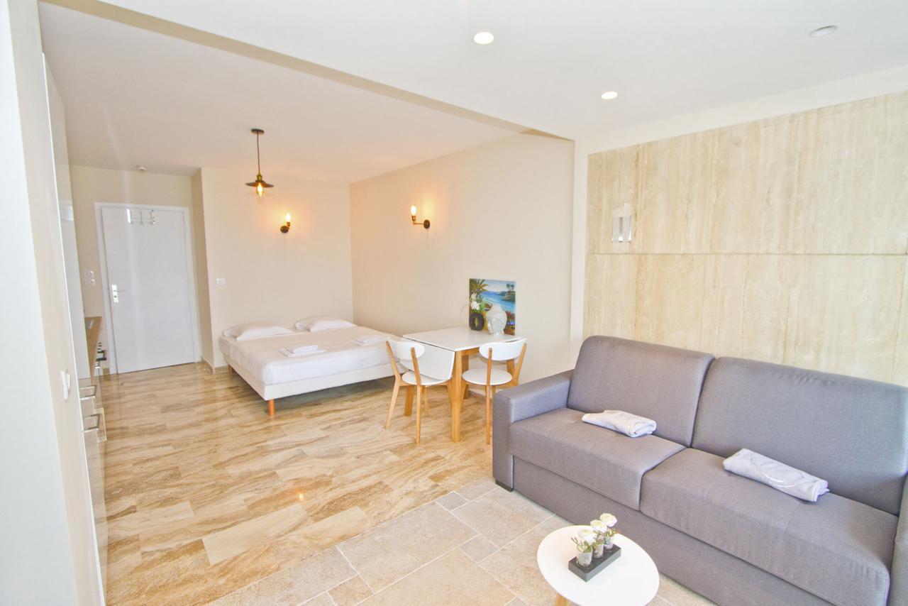 Promenade Holiday - Cosy Sea Front Studio نيس المظهر الخارجي الصورة